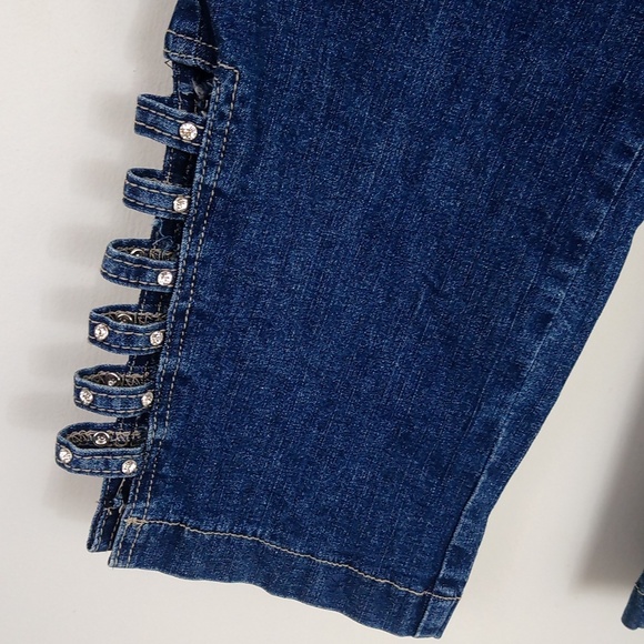 Euro Stretchy Denim Blue Jean Capri Pants - Picture 6 of 12